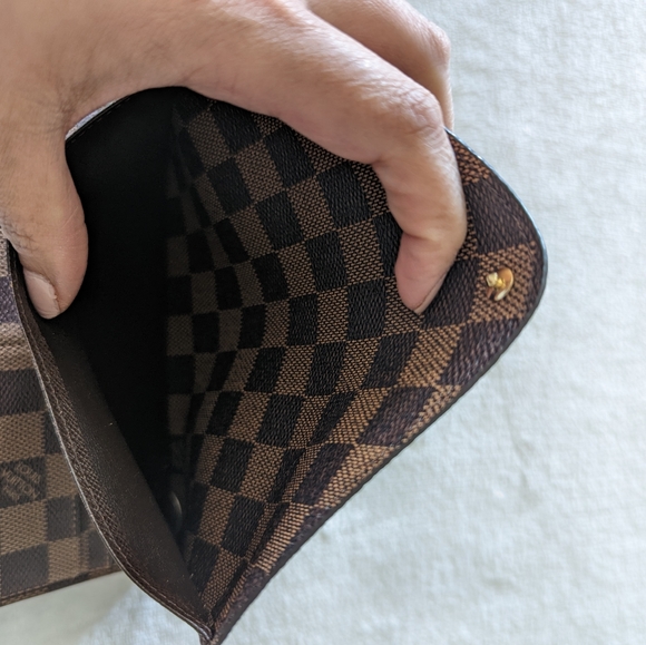 LV wallet - Picture 3 of 5